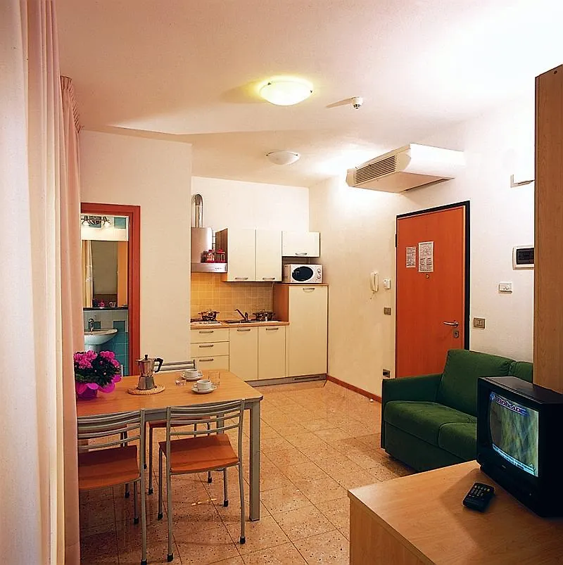 מלון דירות לידו די ג'סולו Residence Ca D'Oro