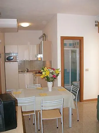 לידו די ג'סולו Residence Ca D'Oro לידו די ג'סולו